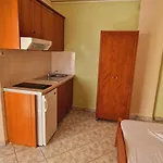 Luiza & Bushati بيت ضيافة *