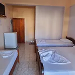 بيت ضيافة Luiza & Bushati