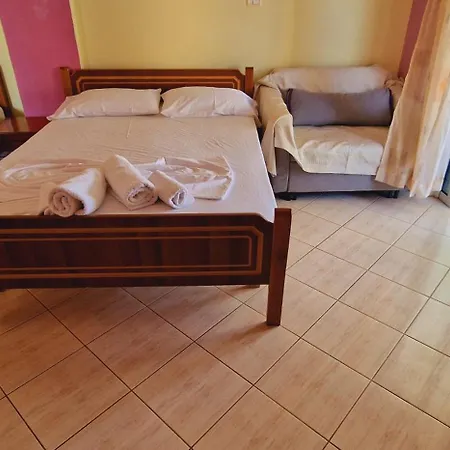 Guest house Luiza & Bushati Ksamil